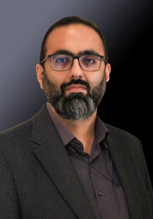 مهرداد حقی